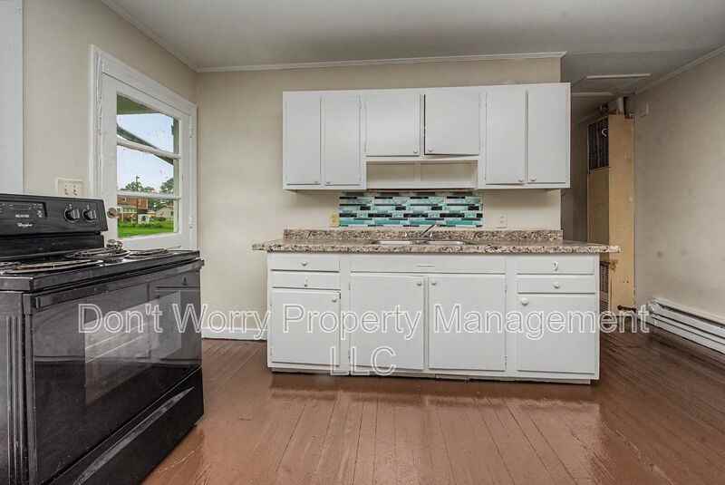 1609 Oneka Ave #A - Photo 2 of 6