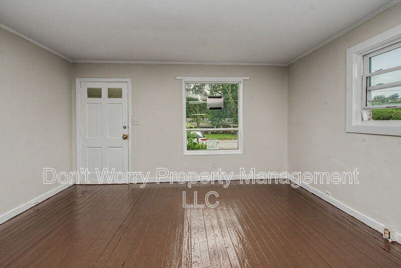 1609 Oneka Ave #A - Photo 4 of 6