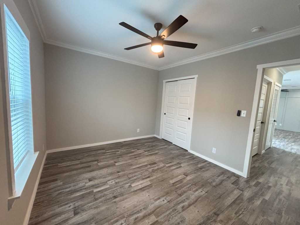 5033 Coquina Crossing Dr - Photo 5 of 35