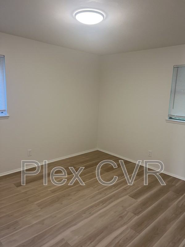 3111 Urban Ave - Photo 4 of 9