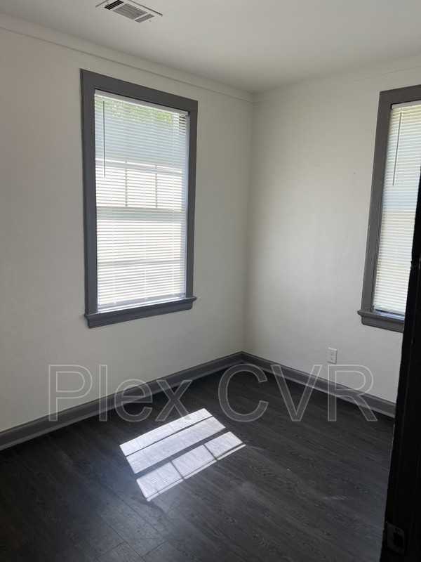3918 Maple Cir - Photo 3 of 6