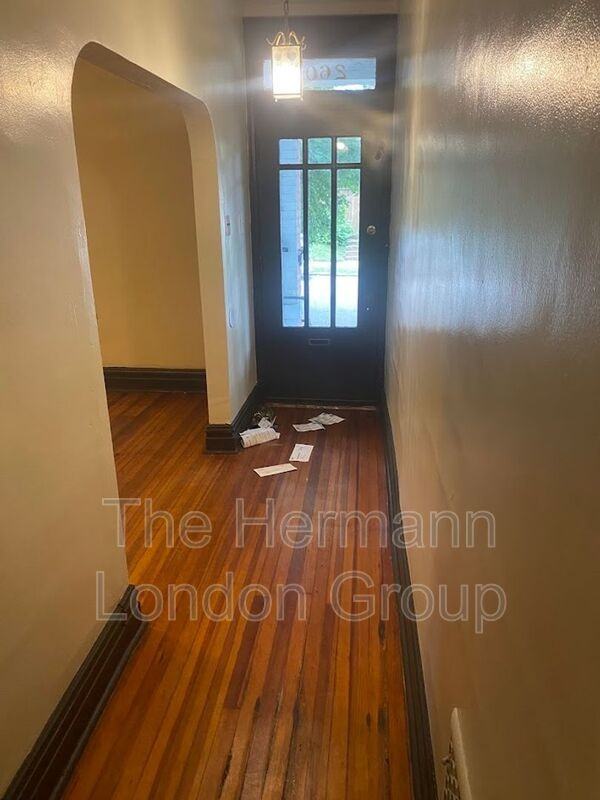 2606 Oregon Ave #1stFL - Photo 2 of 20