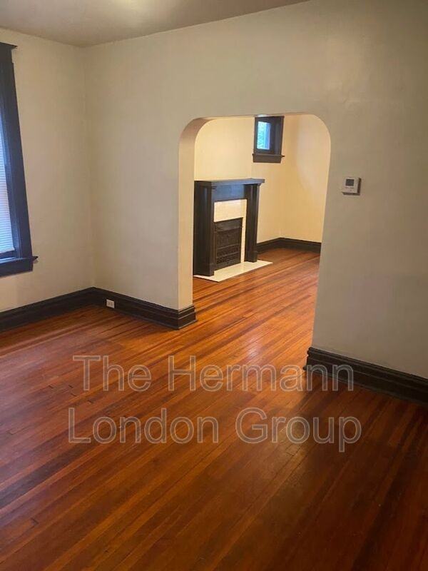 2606 Oregon Ave #1stFL - Photo 5 of 20