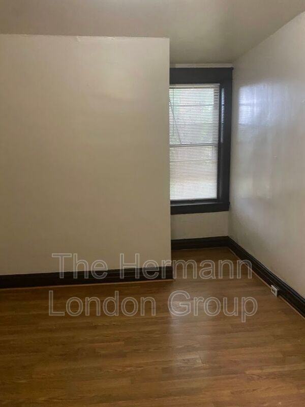 2606 Oregon Ave #1stFL - Photo 7 of 20