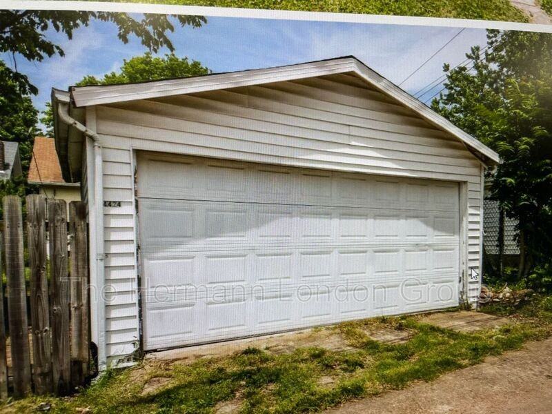 4424 Dewey Ave - Photo 3 of 20
