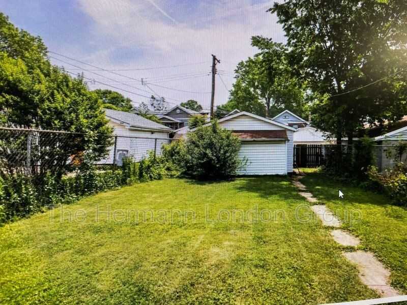 4424 Dewey Ave - Photo 4 of 20