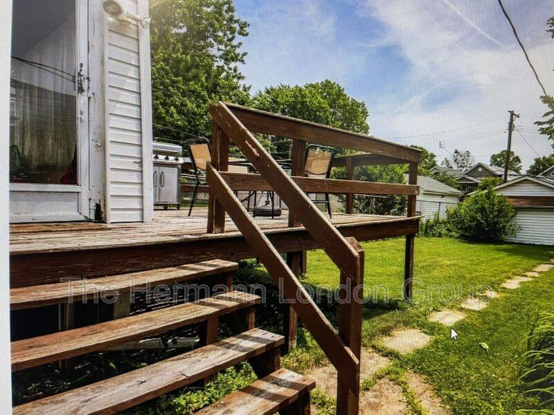 4424 Dewey Ave - Photo 6 of 20