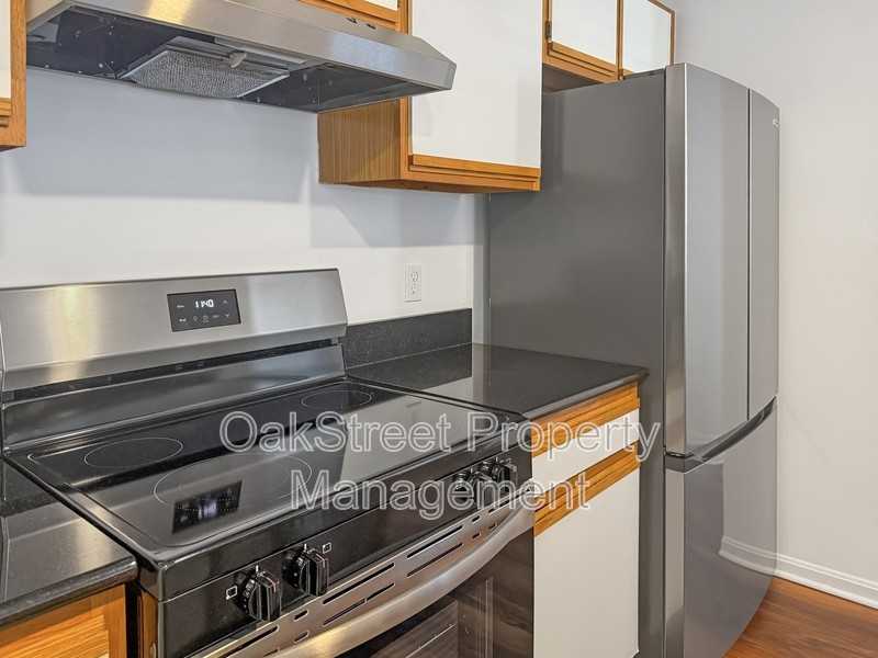 38 Driftwood Ct - Photo 4 of 9