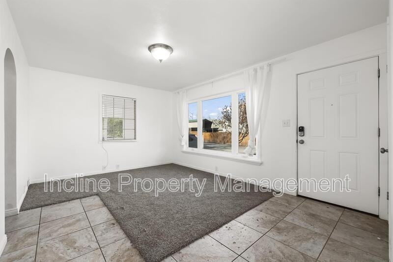 3911 Sw #C - Photo 6 of 20