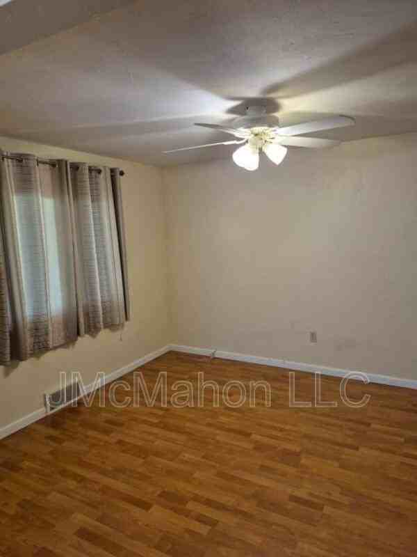 412 Ford St - Photo 5 of 14