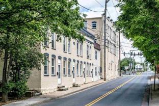 20 W Wolfe St - Photo 1 of 1