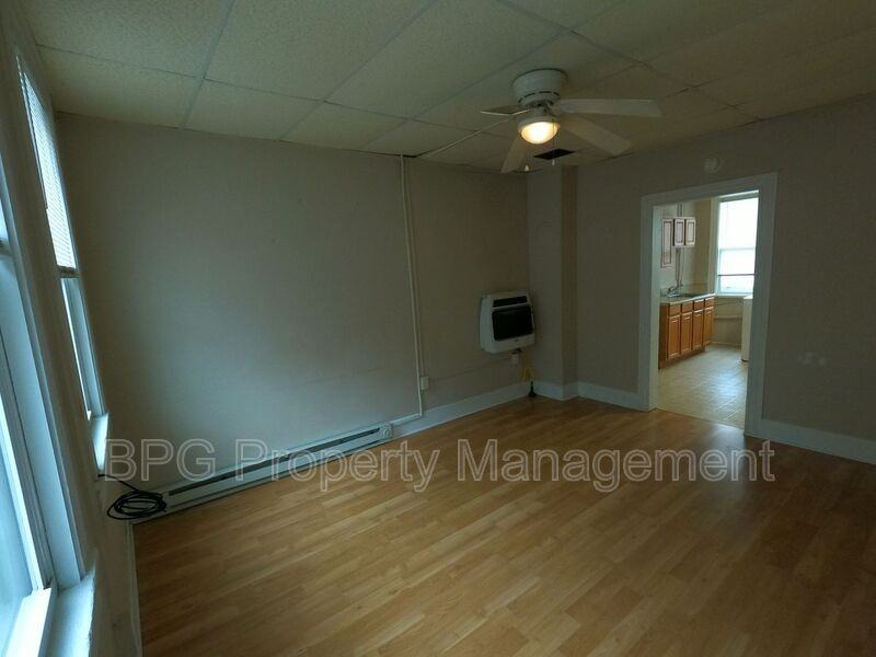 20 W Wolfe St - Photo 5 of 44