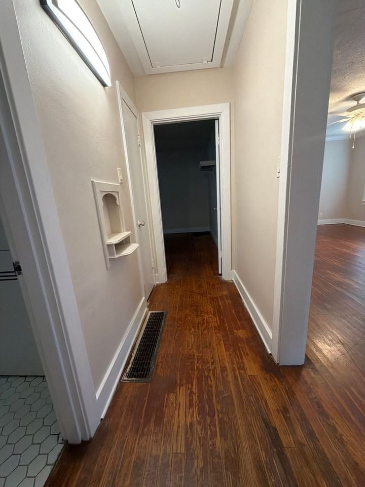 781 Westwood Ave - Photo 5 of 7