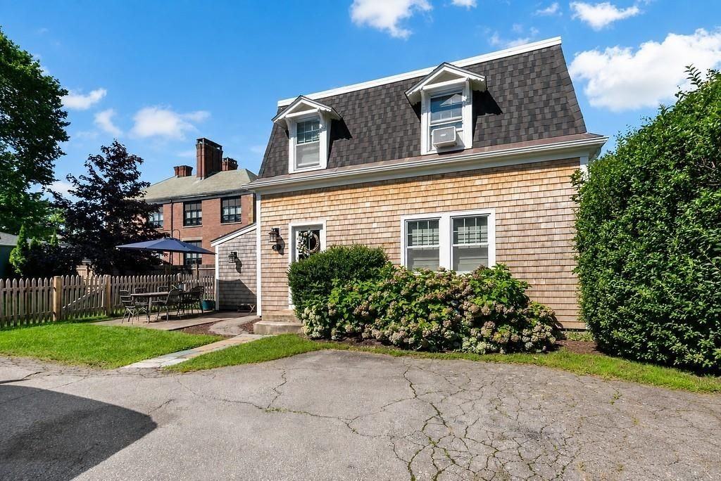 147 Evarts St - Photo 3 of 30