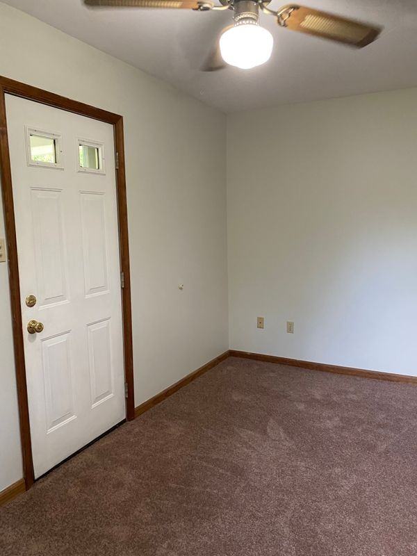 491 W Atlantic Ave - Photo 5 of 11