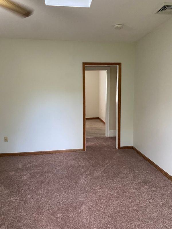 491 W Atlantic Ave - Photo 7 of 11