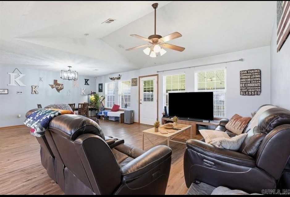 3 Joshua Cir - Photo 4 of 12