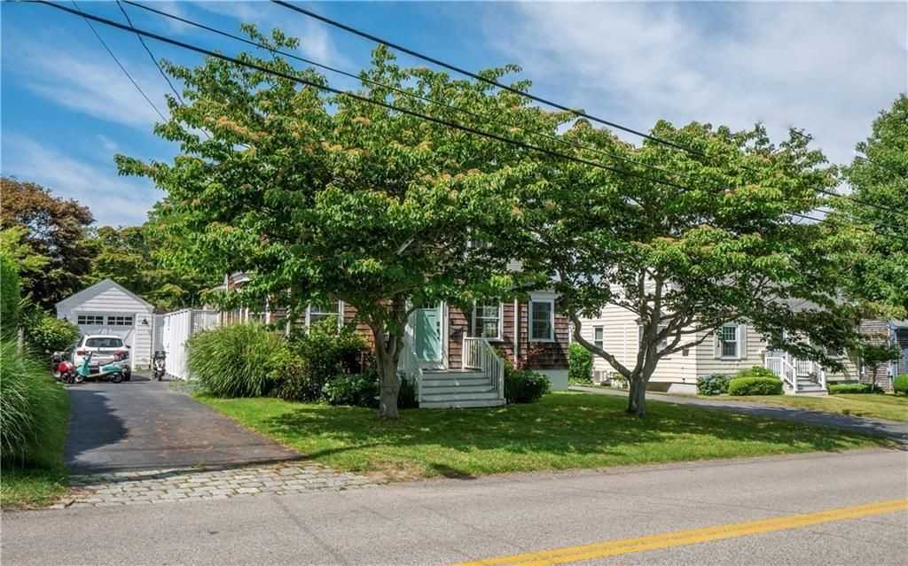 122 Ruggles Ave - Photo 3 of 50