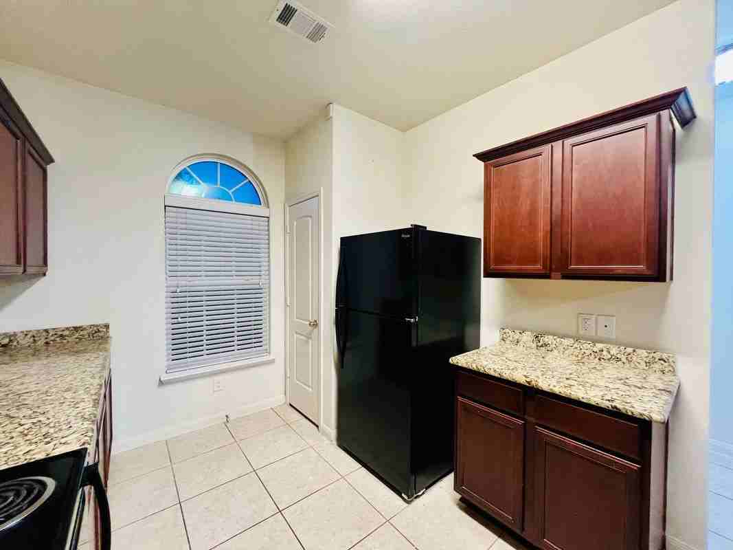6233 White Jade Dr - Photo 4 of 24
