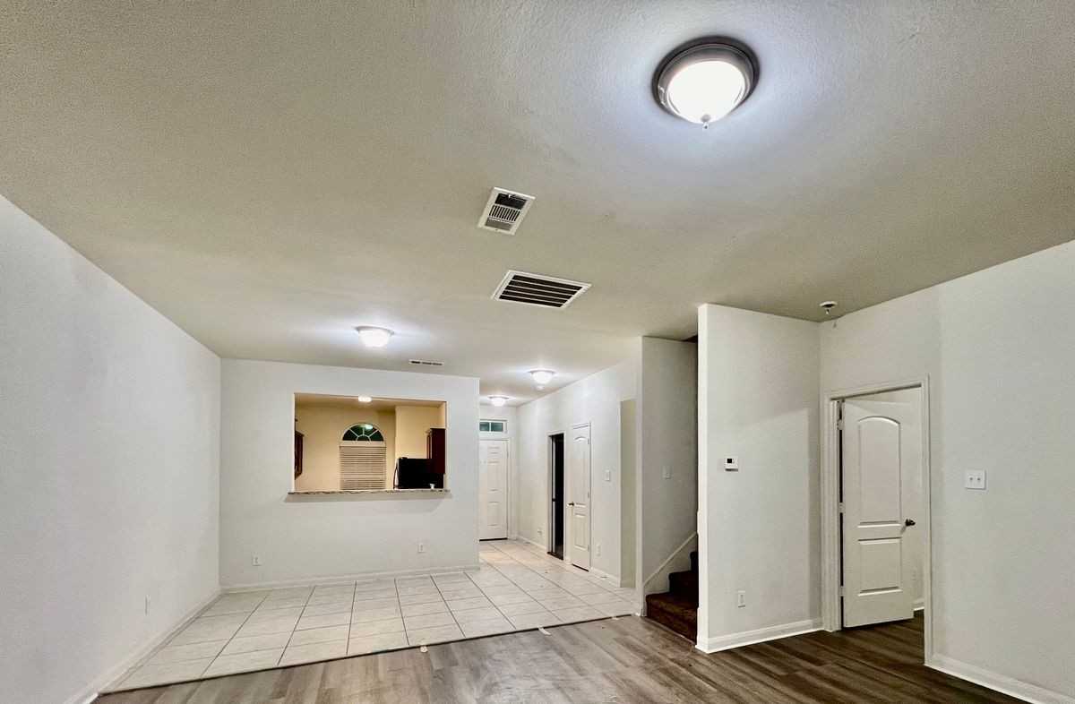 6233 White Jade Dr - Photo 5 of 24