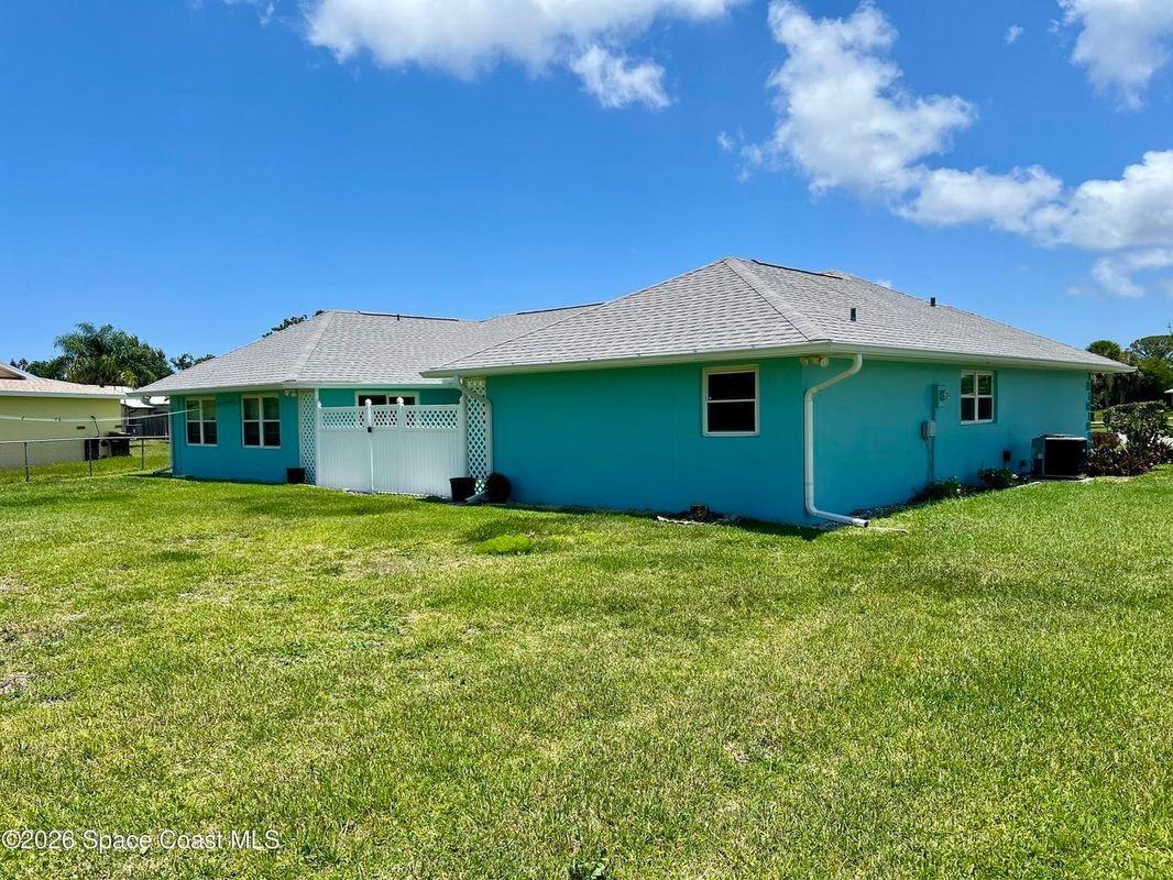 1497 Krin Ct Ne - Photo 7 of 31