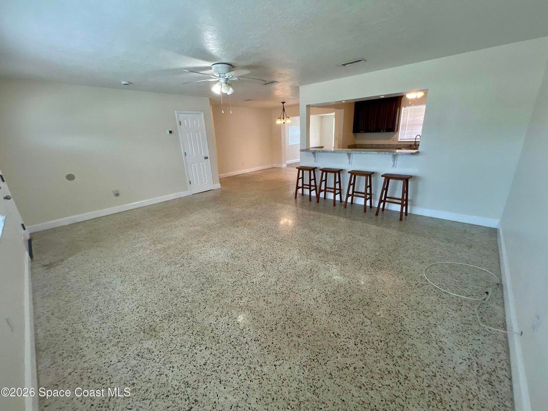 15 Vida Way - Photo 3 of 20