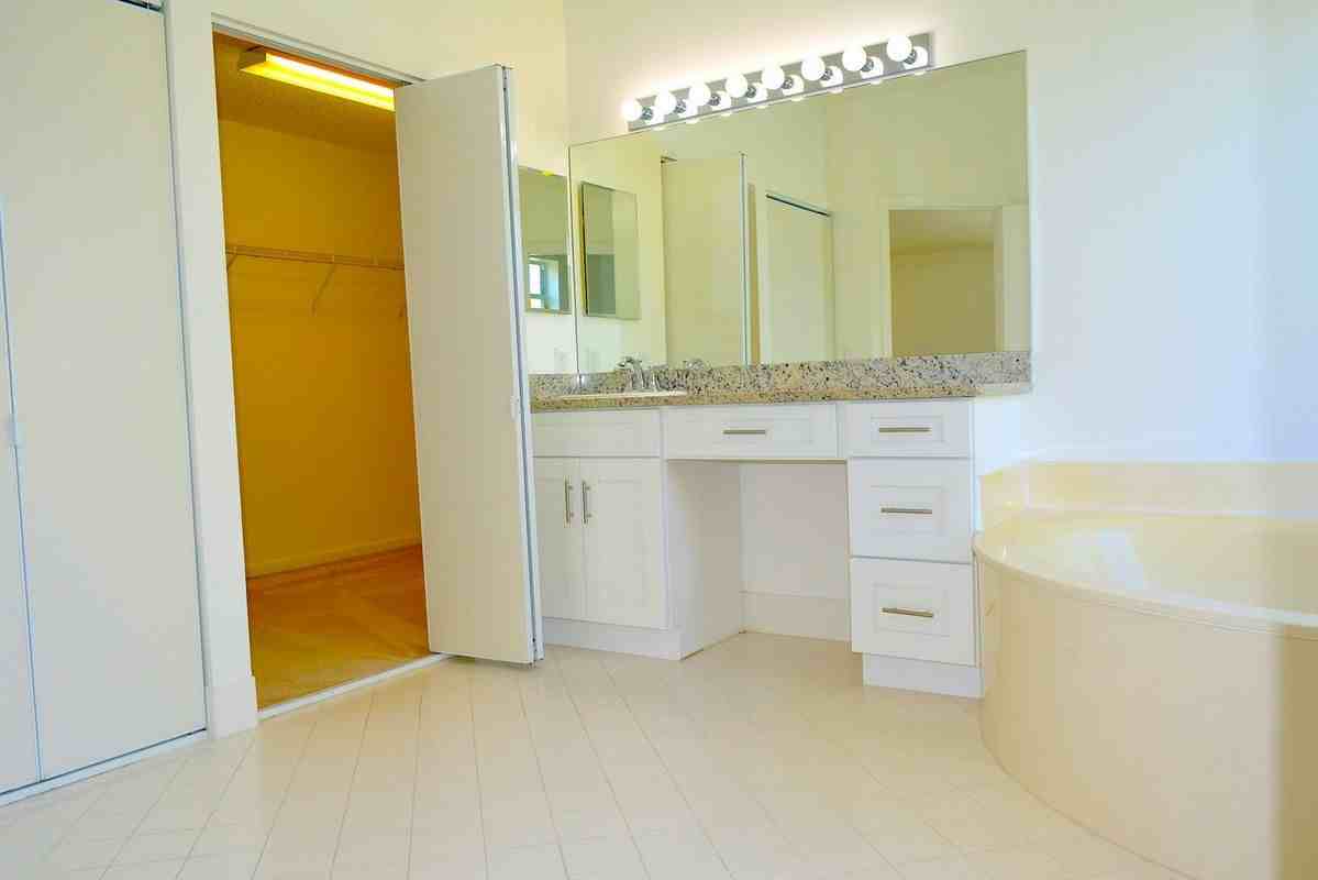 3003 Caffia Way - Photo 6 of 16