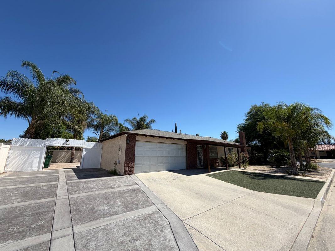 26695 Tellis Pl - Photo 2 of 23