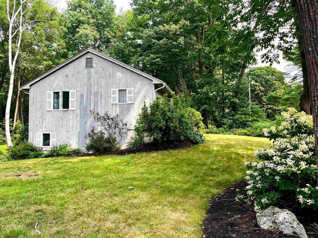 66 Woodland Rd - Photo 4 of 41