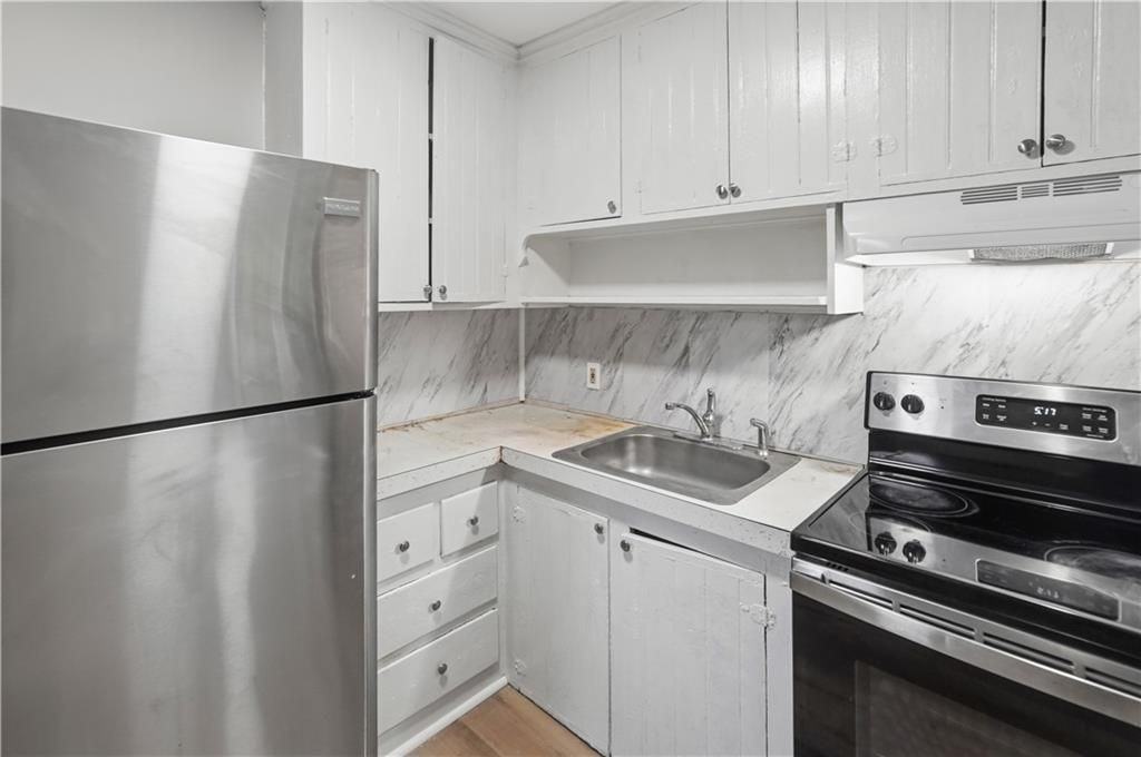 82 Pond St ##3 - Photo 7 of 19