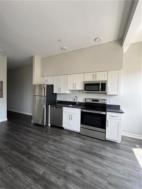 55 Bradford St ##305 - Photo 4 of 12