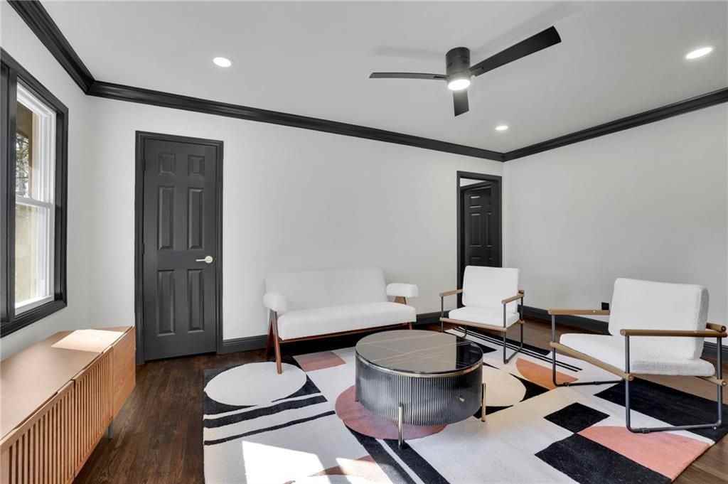 1722 San Gabriel Ave - Photo 3 of 32