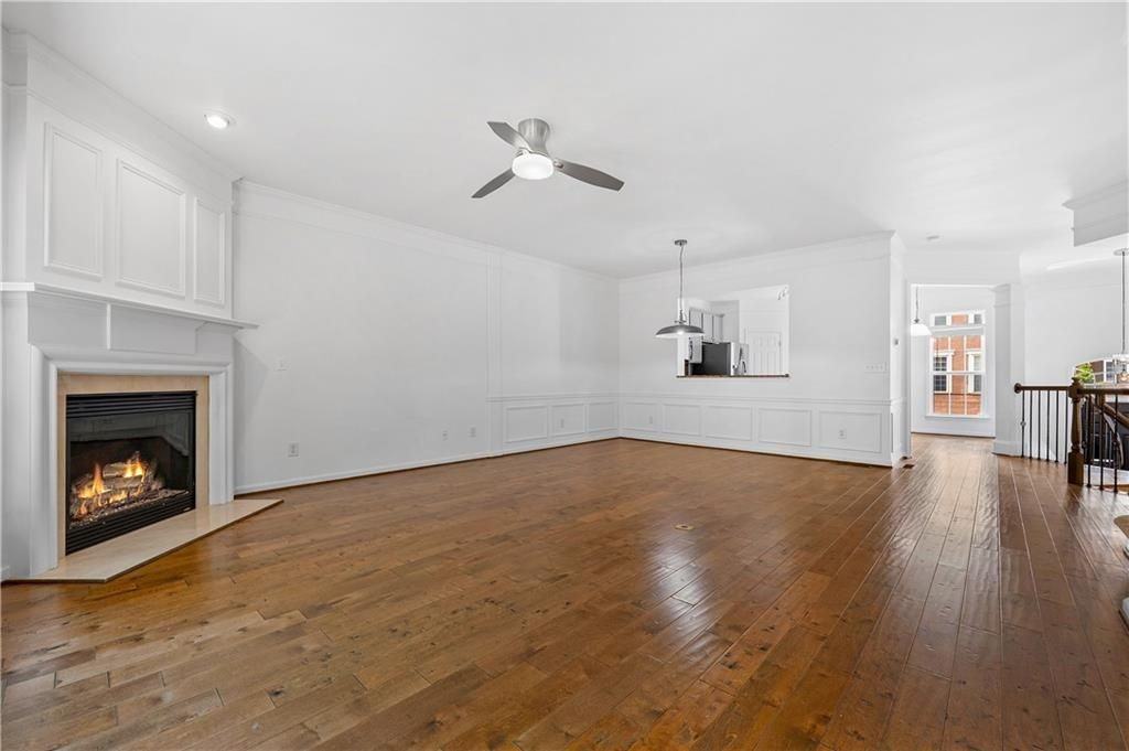 2844 Loftview Sq - Photo 6 of 41