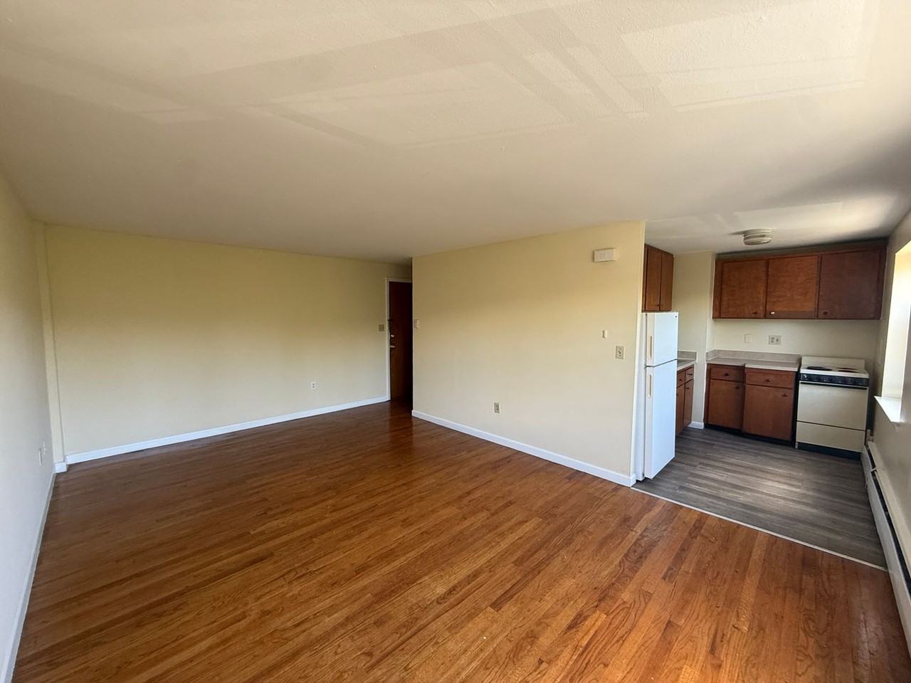 105 Preston St. - Photo 2 of 15