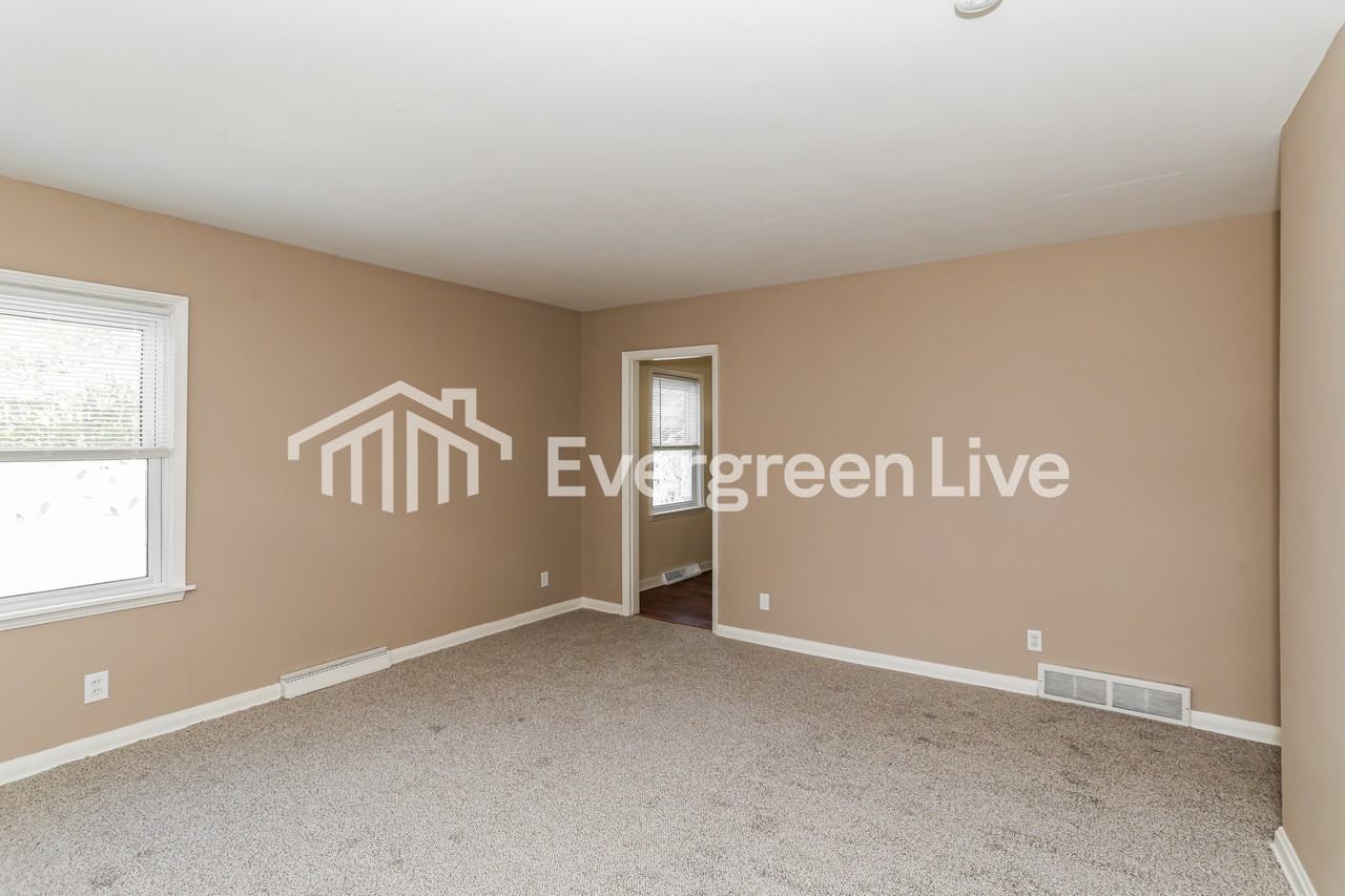 60 Gambier Cir - Photo 4 of 15