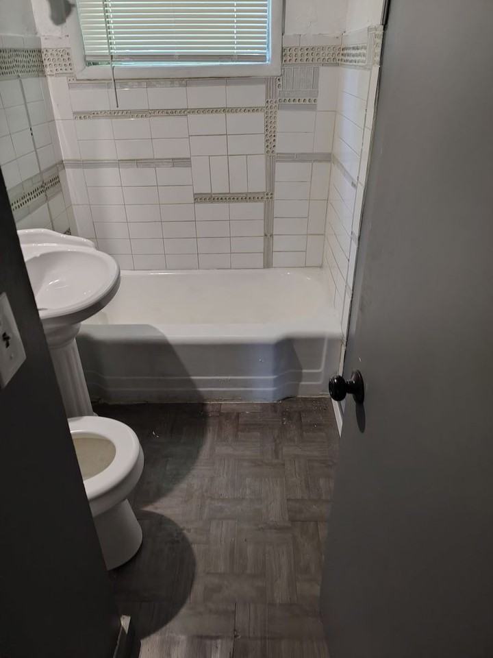 3137 N Kenosha Ave - Photo 3 of 6