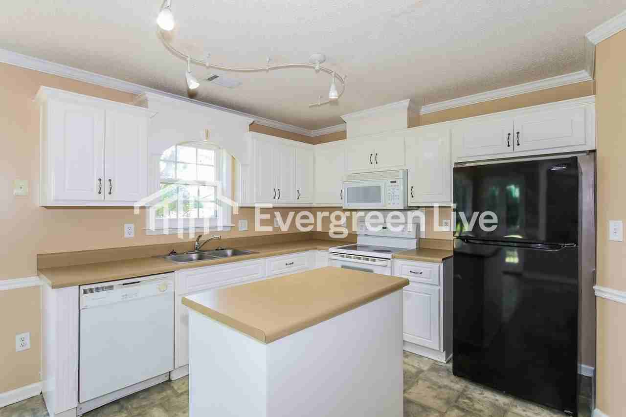 4000 Nantucket Cir - Photo 6 of 15