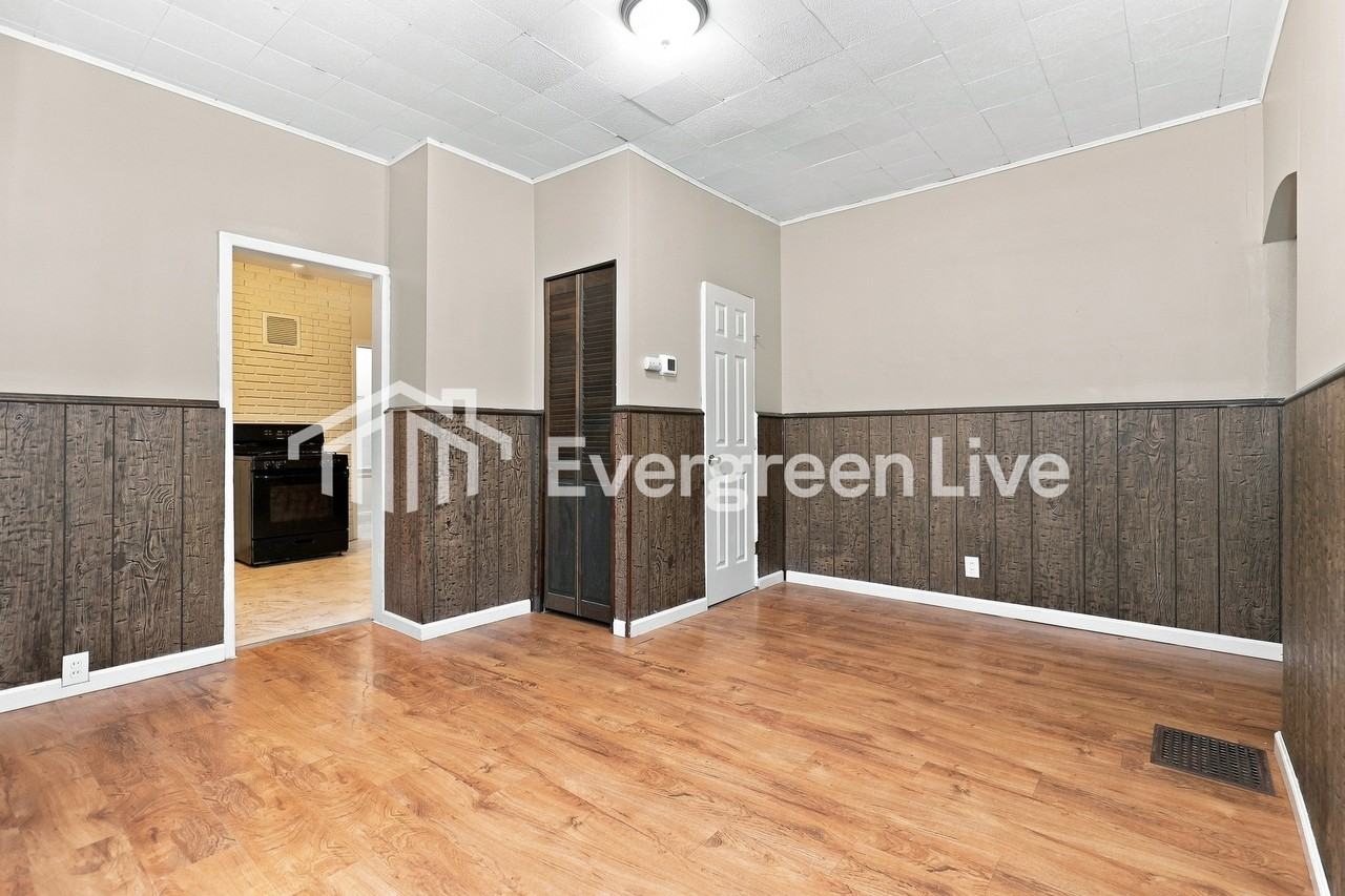 1711 De Armand Ave - Photo 5 of 15