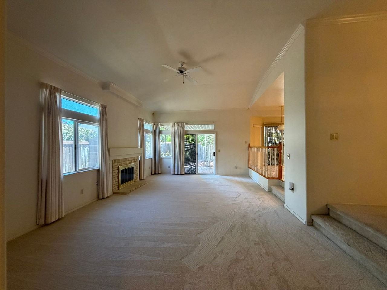 625 Fox Hollow Way - Photo 7 of 43