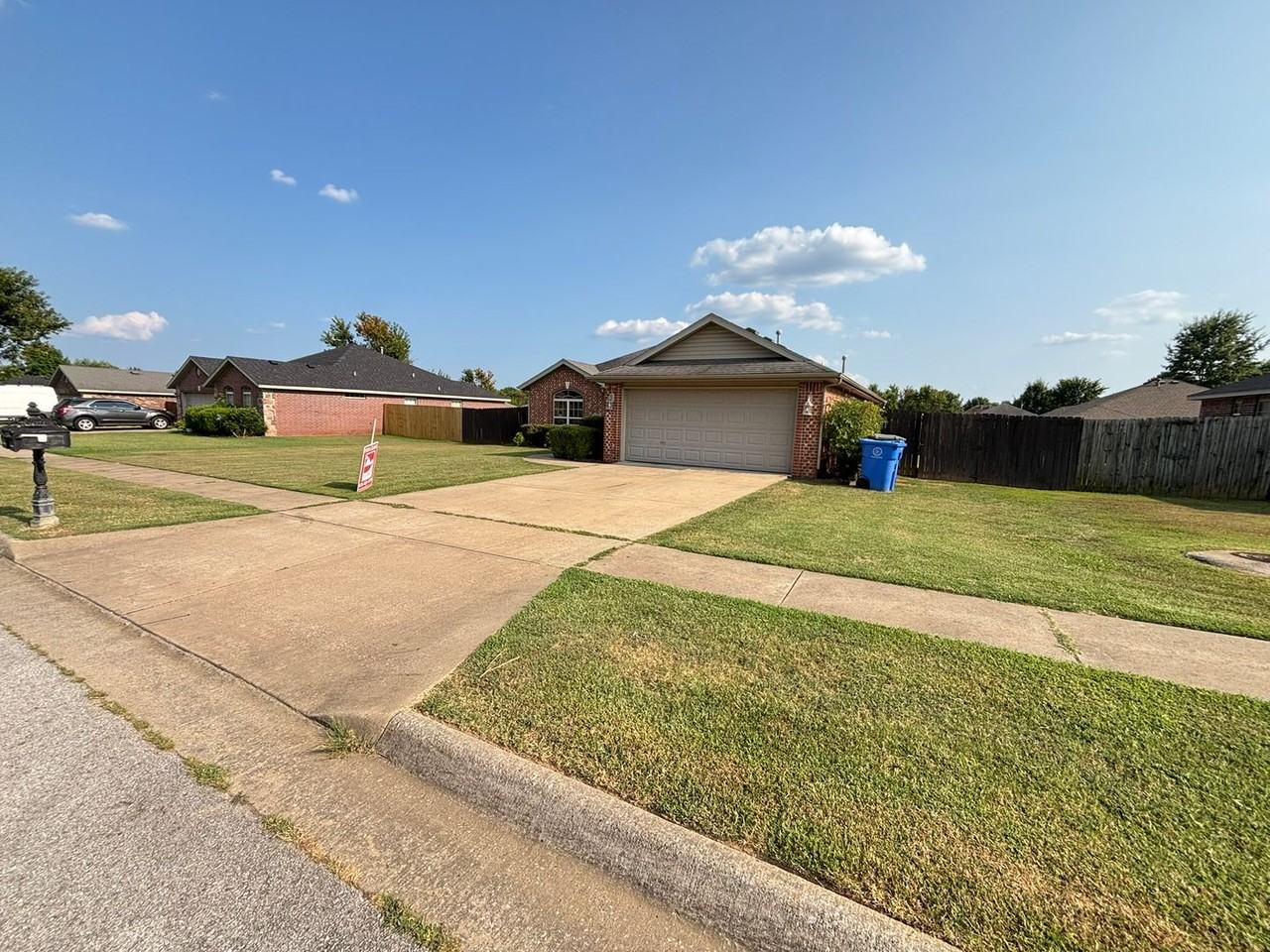 4111 W Mahogany Dr - Photo 2 of 18