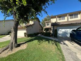 featured image of 2411 N Bradley St