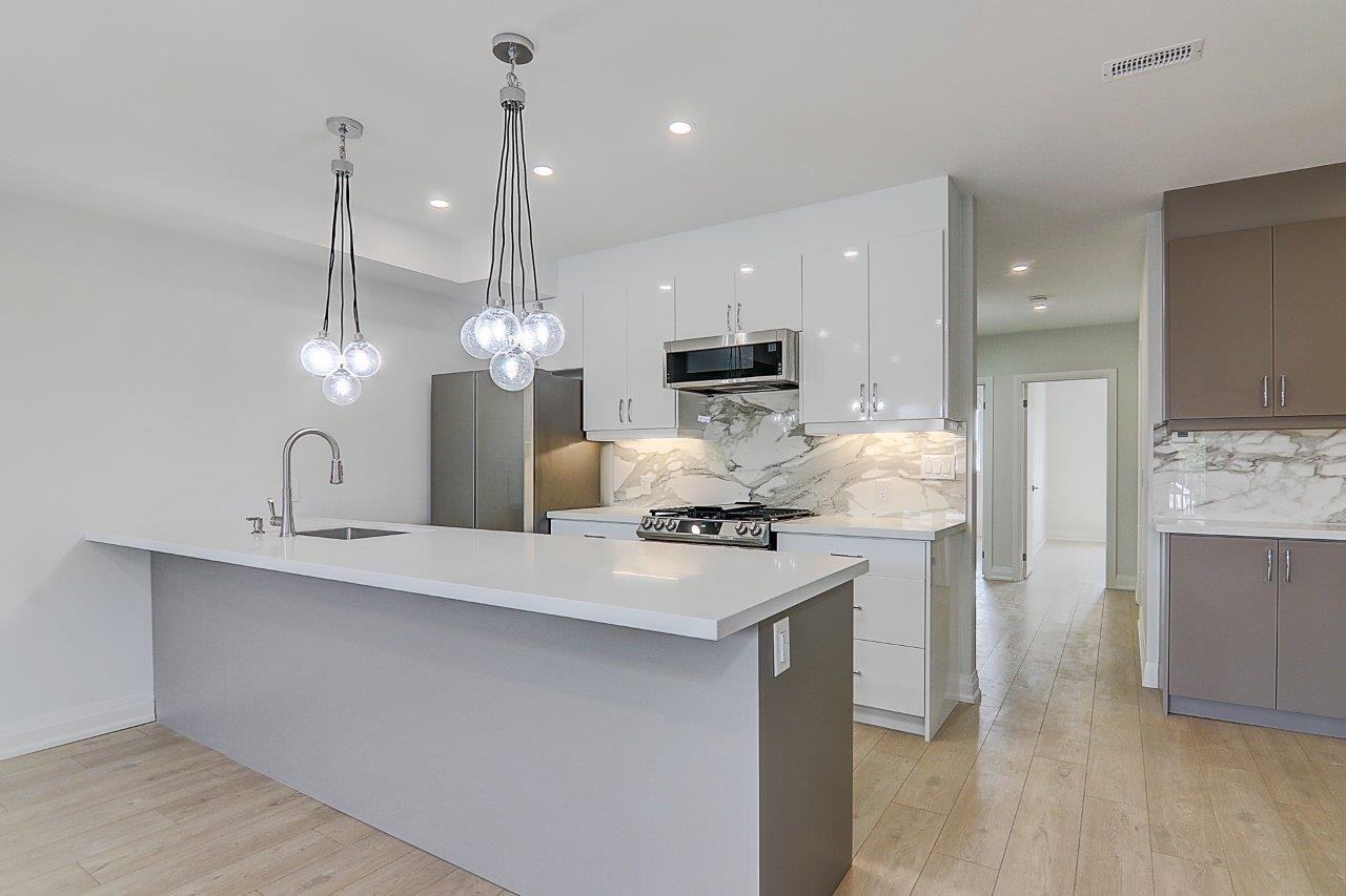 115 Livingstone Ave - Photo 2 of 49