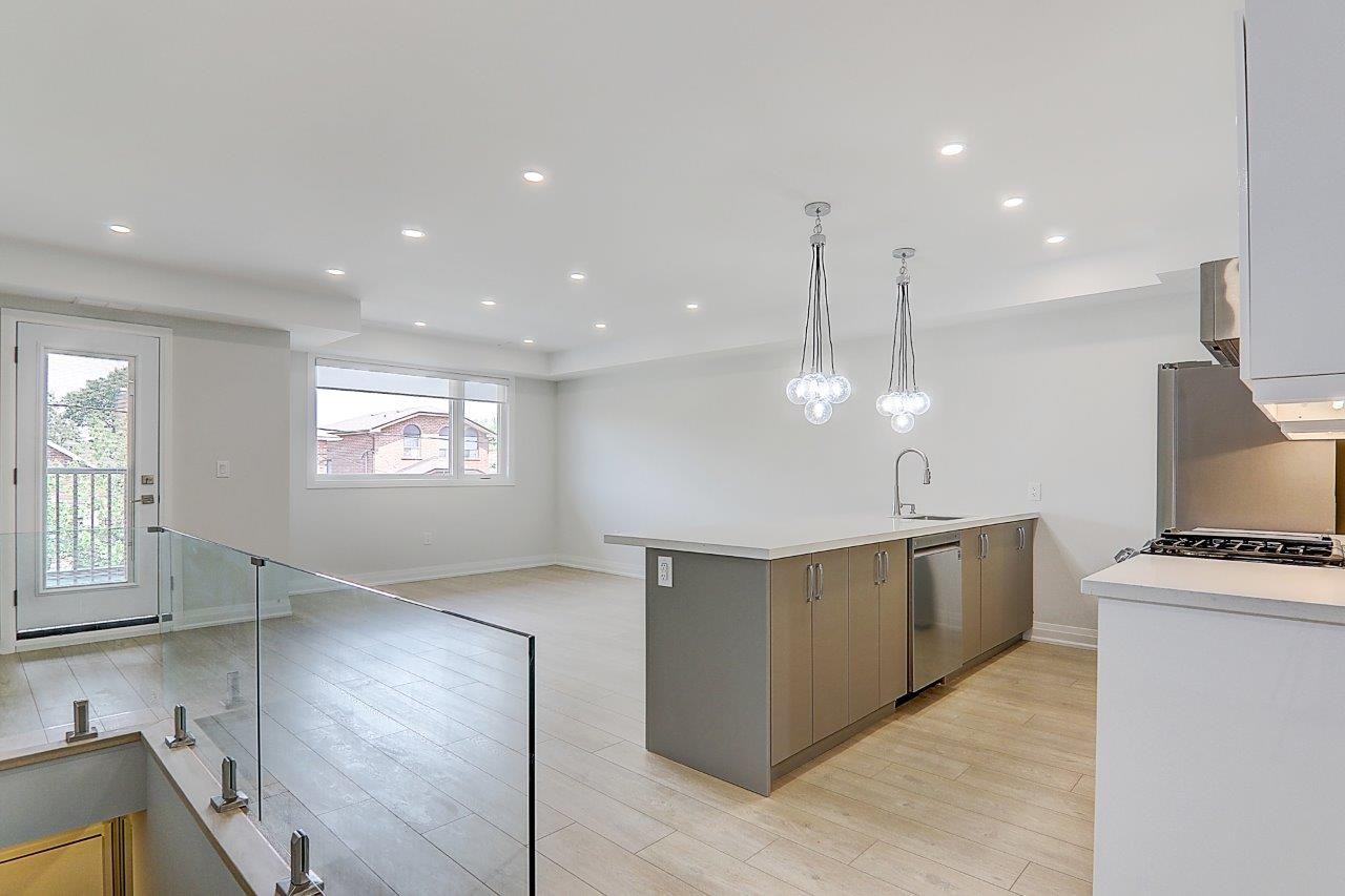 115 Livingstone Ave - Photo 4 of 49