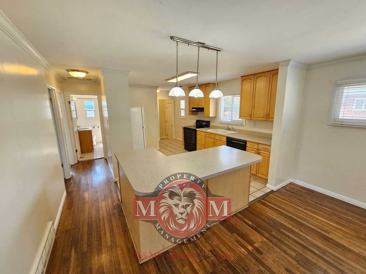 9590 S Amber Ln - Photo 5 of 28