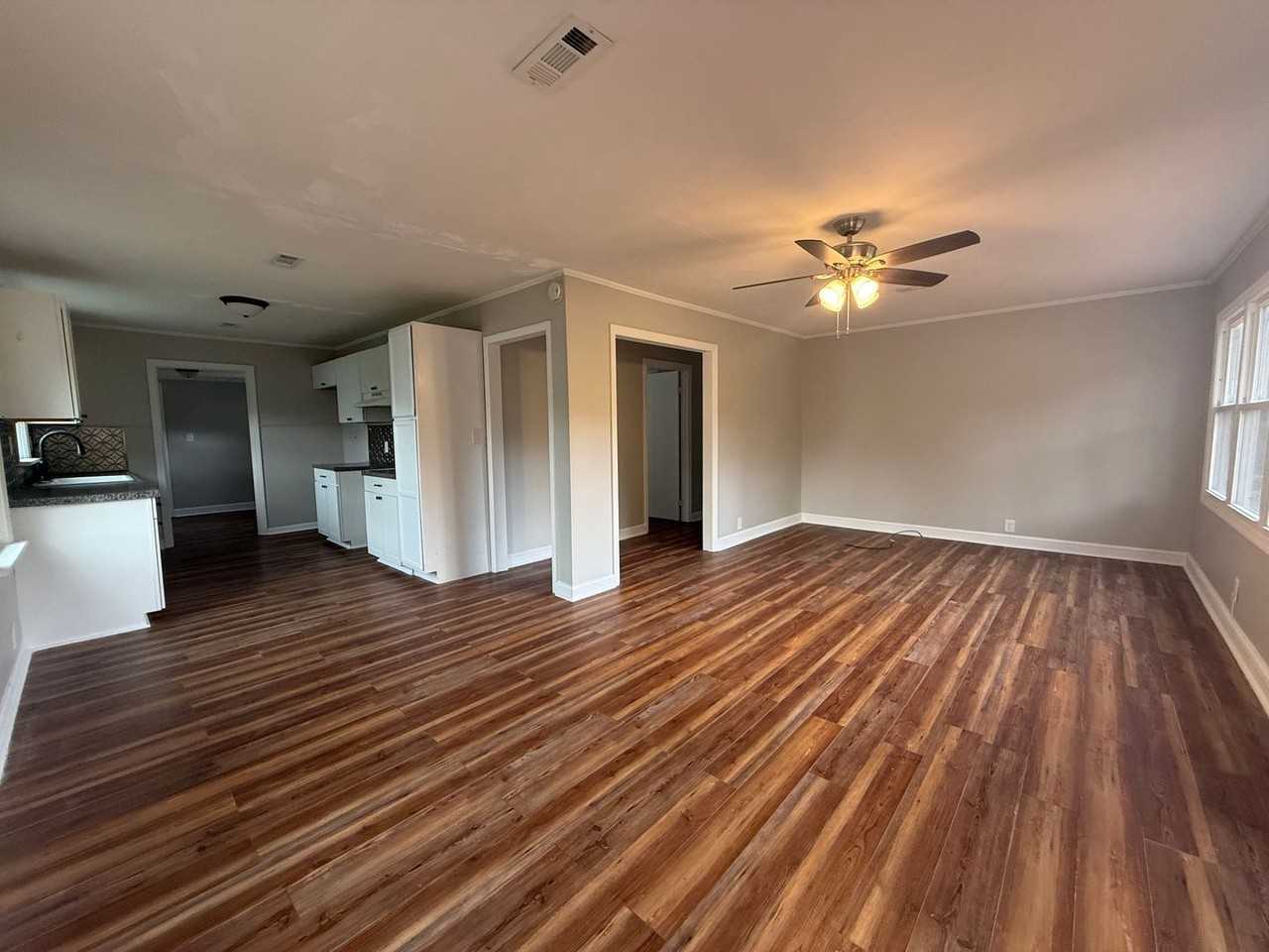 119 Starlite Dr - Photo 3 of 22