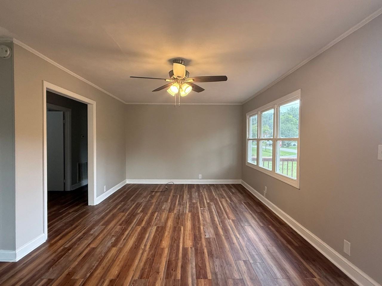 119 Starlite Dr - Photo 4 of 22