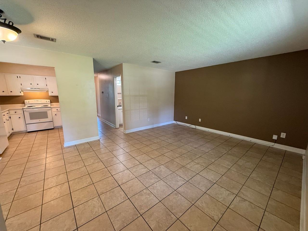 9221 Beatrice Dr - Photo 2 of 16