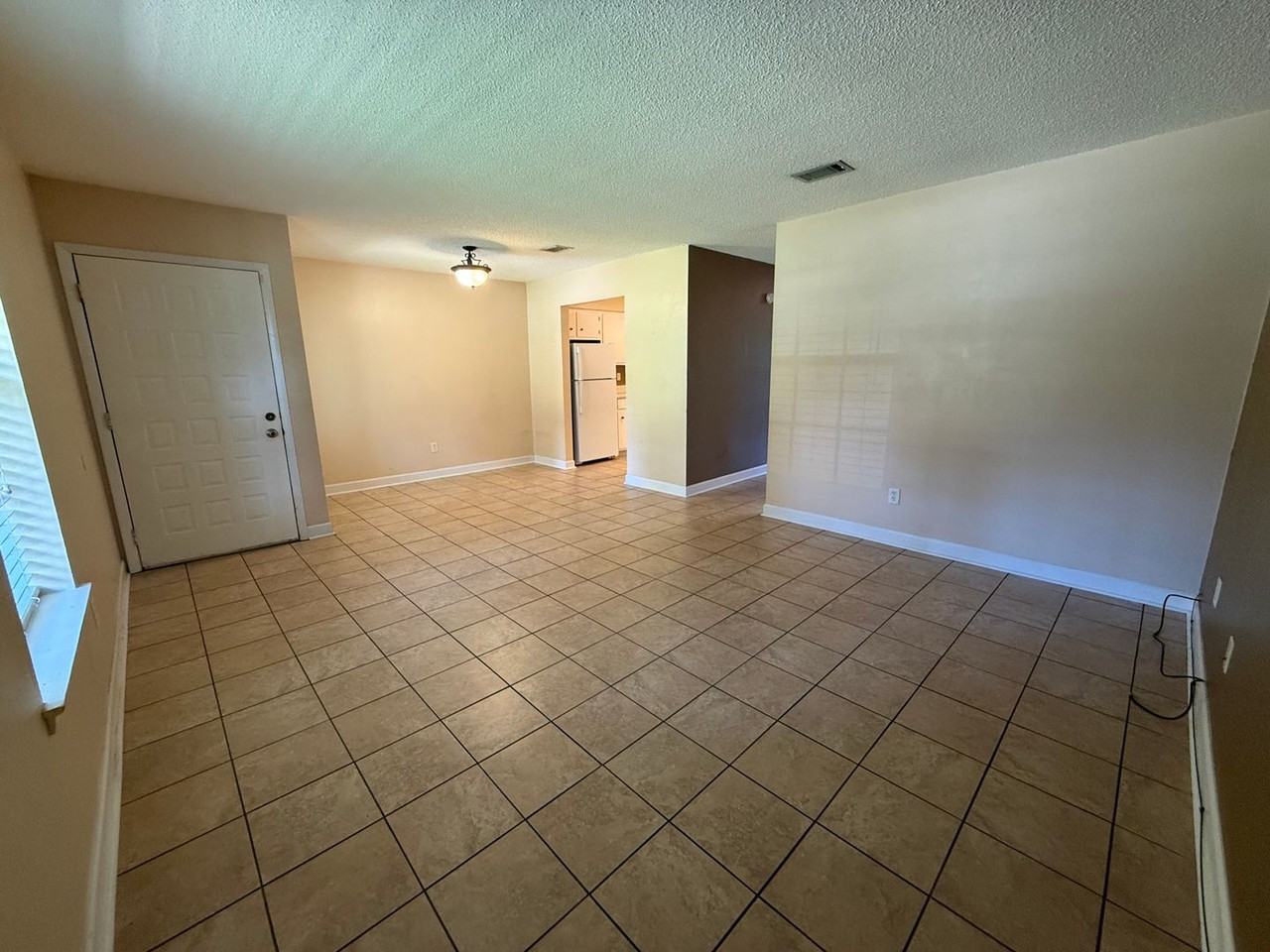 9221 Beatrice Dr - Photo 3 of 16