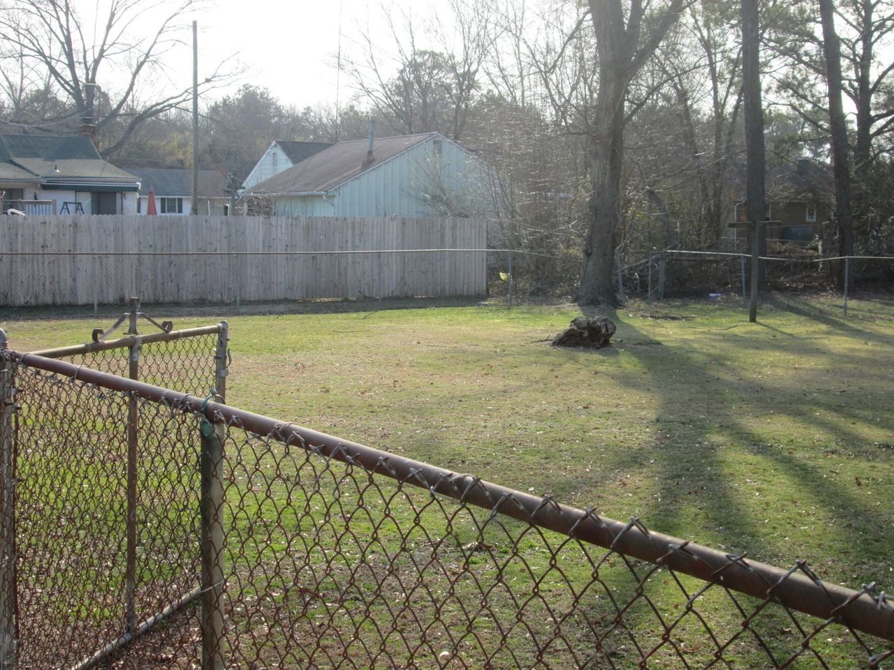 509 Sherilyn Dr - Photo 4 of 14