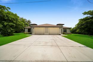 318 / 320 SW 7TH Ter - Photo 1 of 1